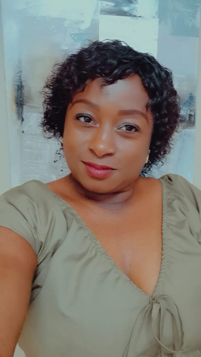 Customer photo review of Brazilian Full Cap Wig - Eva