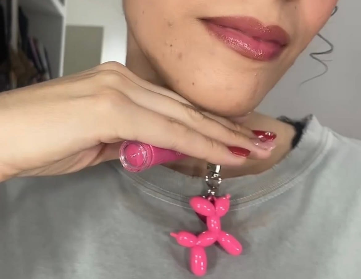 Customer photo review of Lip Glowy Balm