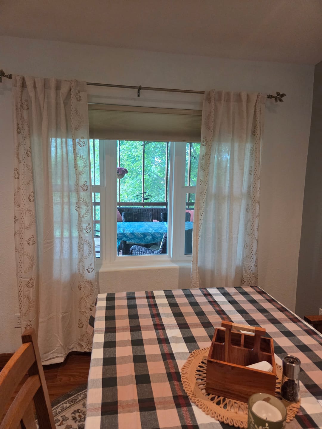 Customer photo review of Embroidered Vine Floral Linen Curtains (2 Panels)