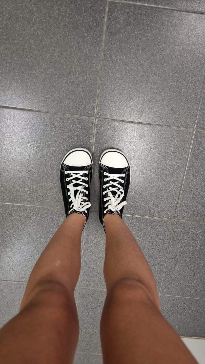 Customer photo review of Roam I - Zapatos Barefoot