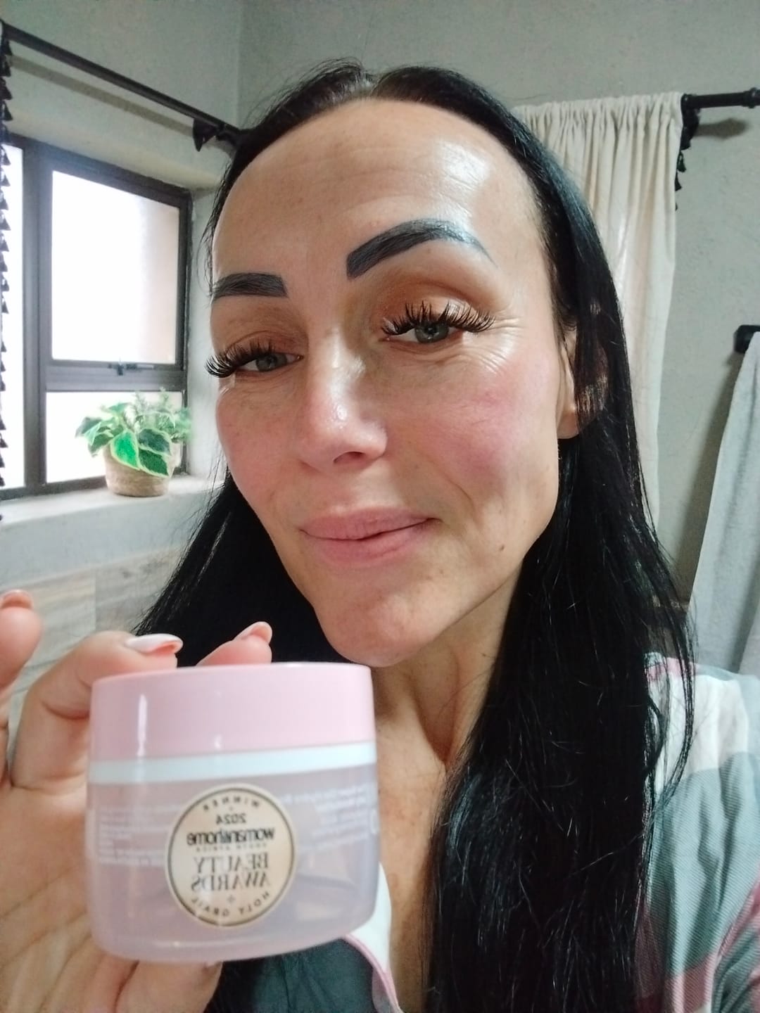 Customer photo review of The Super Glo Hydro Boost Jelly Moisturiser