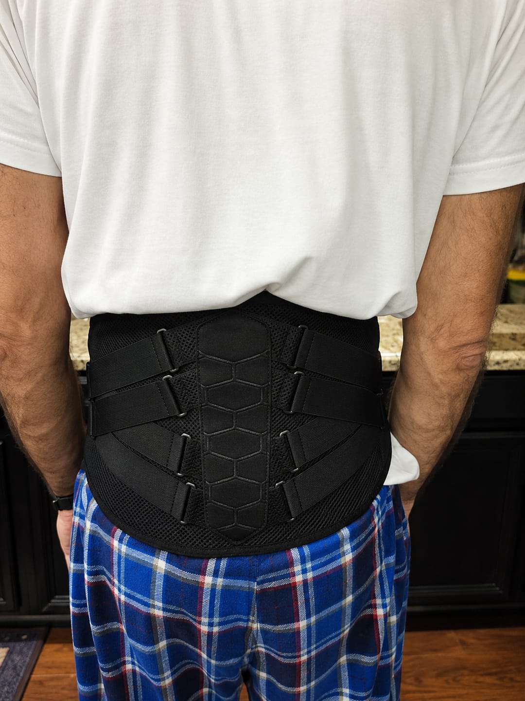 Customer photo review of LumbarPro™ - Soporte Lumbar para Motociclistas