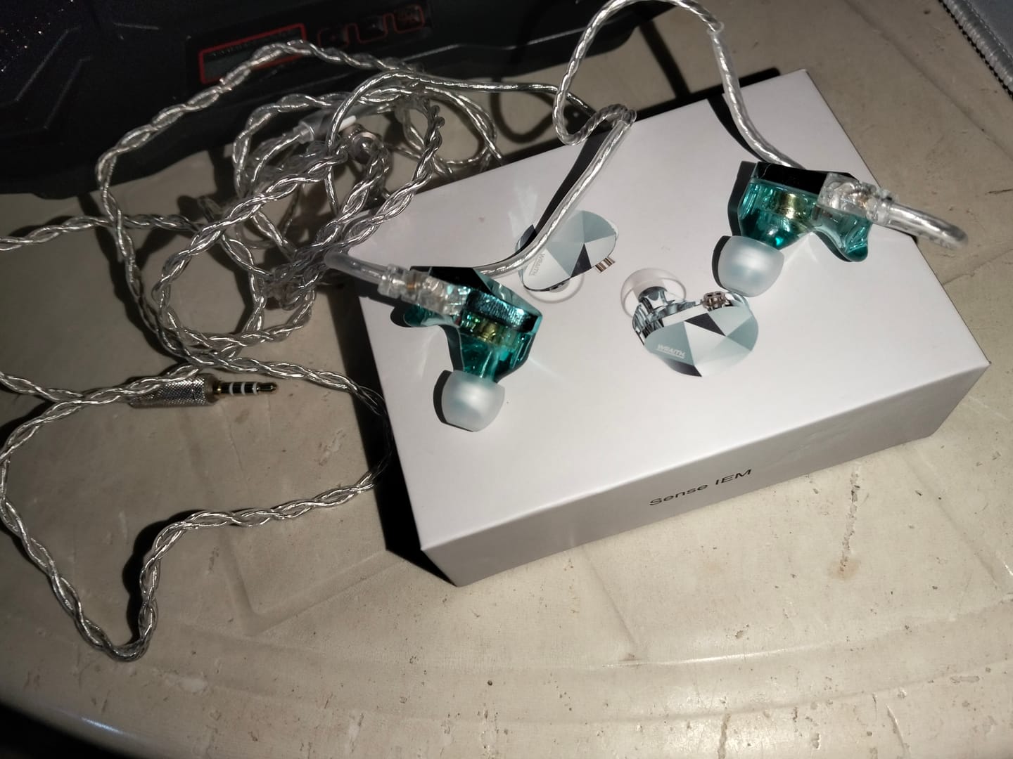 Customer photo review of Wraith Sense IEM Kulaklık