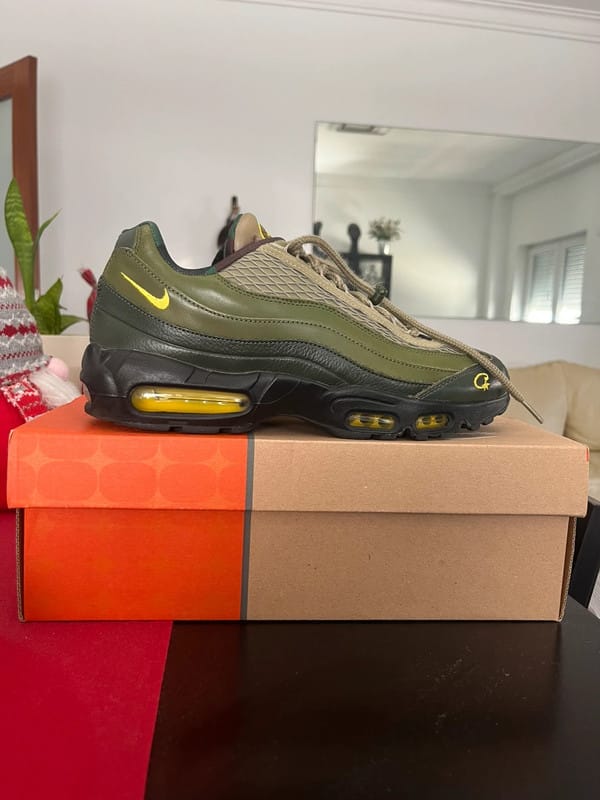 Customer photo review of Nike Air Max 95 SP Corteiz Gutta Green