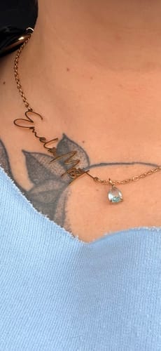 Customer photo review of Collar personalizado con nombre y piedra