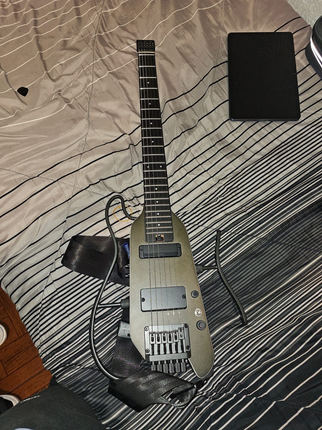Customer photo review of Donner HUSH X PRO Guitarra Eléctrica