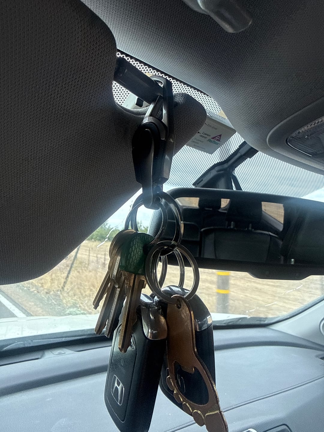 Customer photo review of 80Eighty® Zinc Alloy Keychain