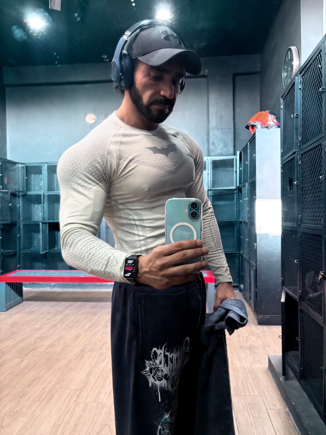 Customer photo review of 2116 - Dynasty Sweats