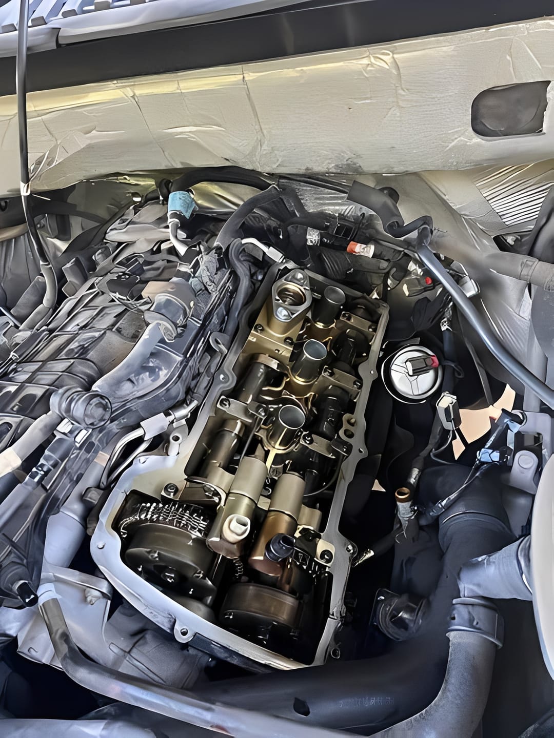 Customer photo review of Engine Valve Cover Set BL3Z6582H DL3Z6582C Fit for 2013-2016 Ford F-150 3.5L EcoBoost