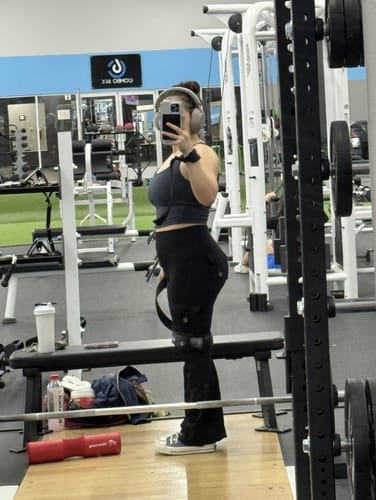 Customer photo review of Sculpting Flare Leggings