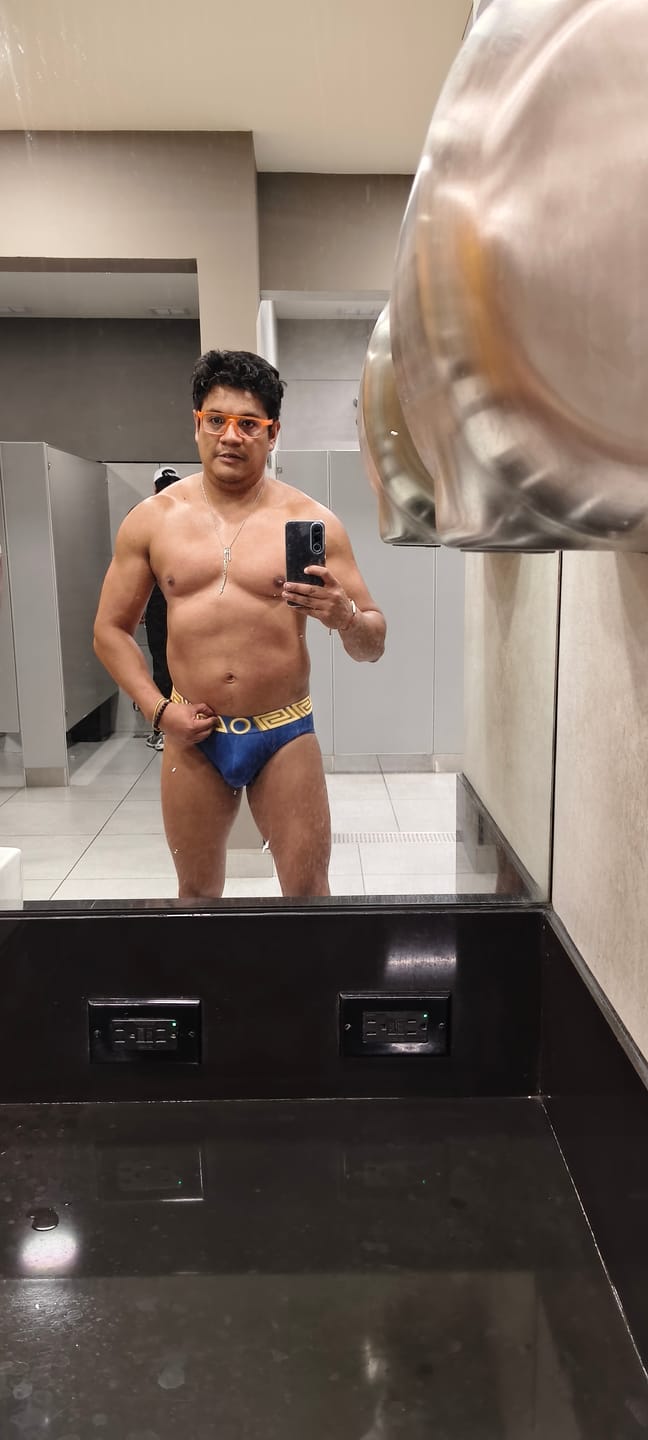 Customer photo review of O MY GOD Package Brief