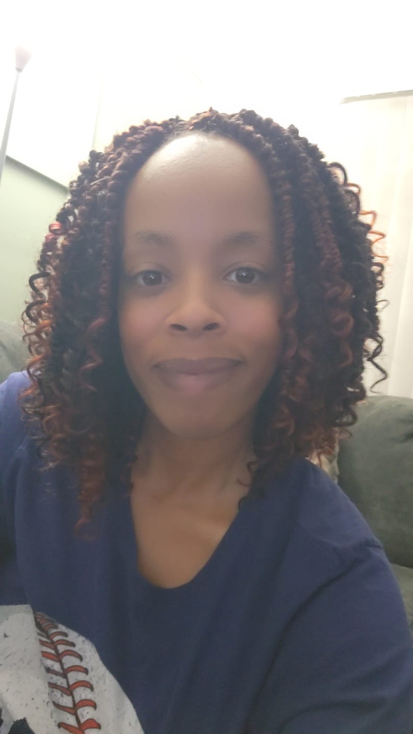 Customer photo review of Outre X-Pression Twisted Up Pre-Looped Crochet Braids - BOHO WAVY BOMB TWIST 10" 2X