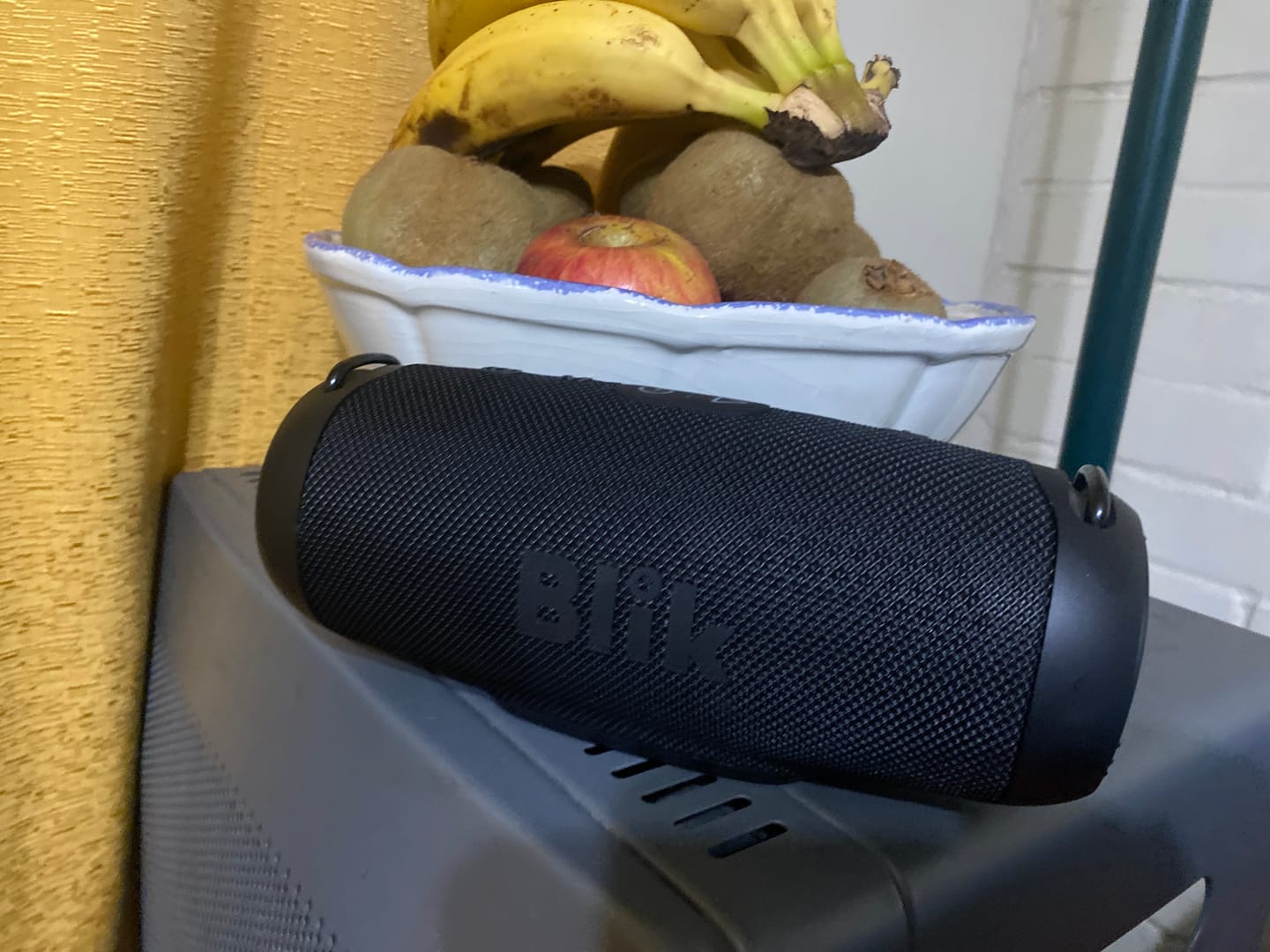 Customer photo review of Parlante Bluetooth Portátil Blik Powerbass30 30W 15 Hrs
