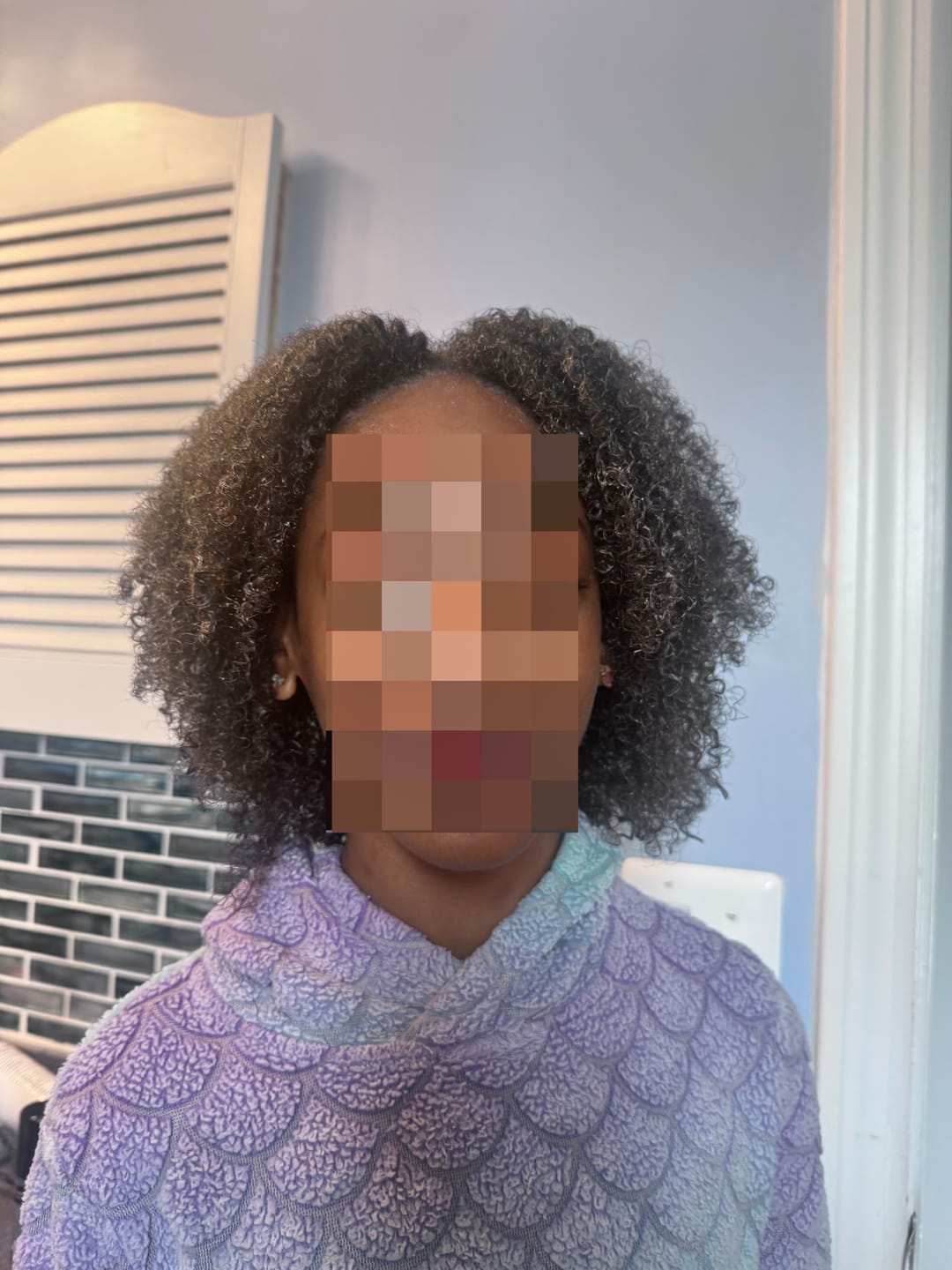 Customer photo review of Tropical Oasis Anti-Humidity Firm Hold Hair Gel