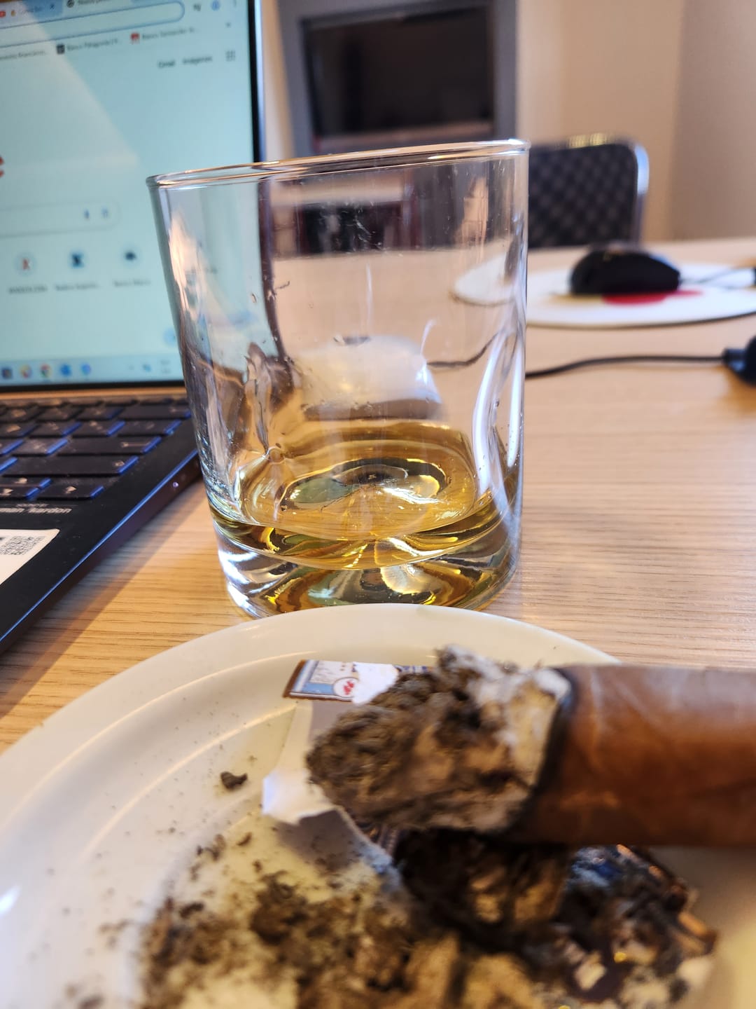 Customer photo review of Whisky Ramon Ramirez 500ml