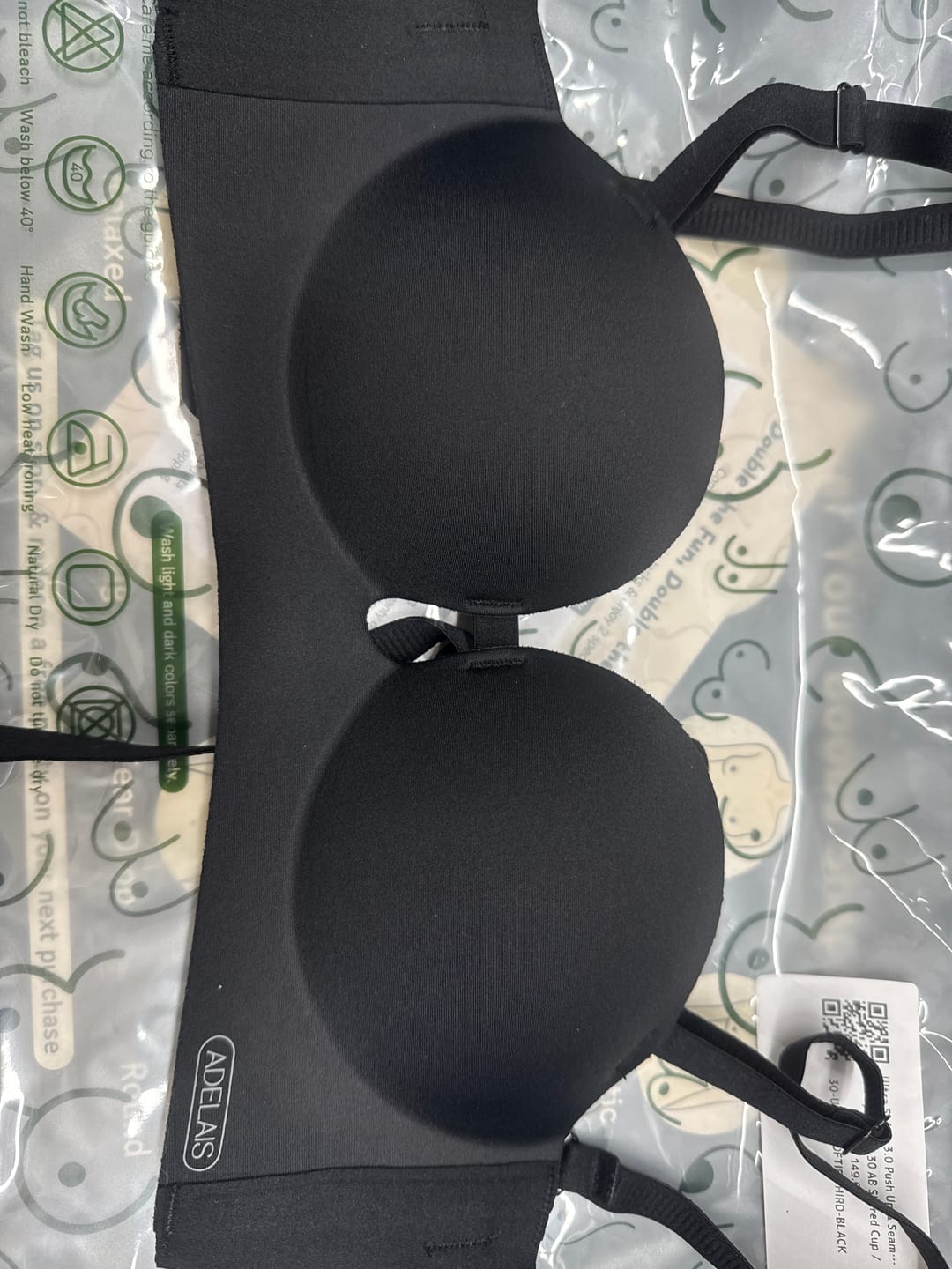 Customer photo review of Ultra Softie 3.0 Push Up & Seamless Multi-way Bra In Black