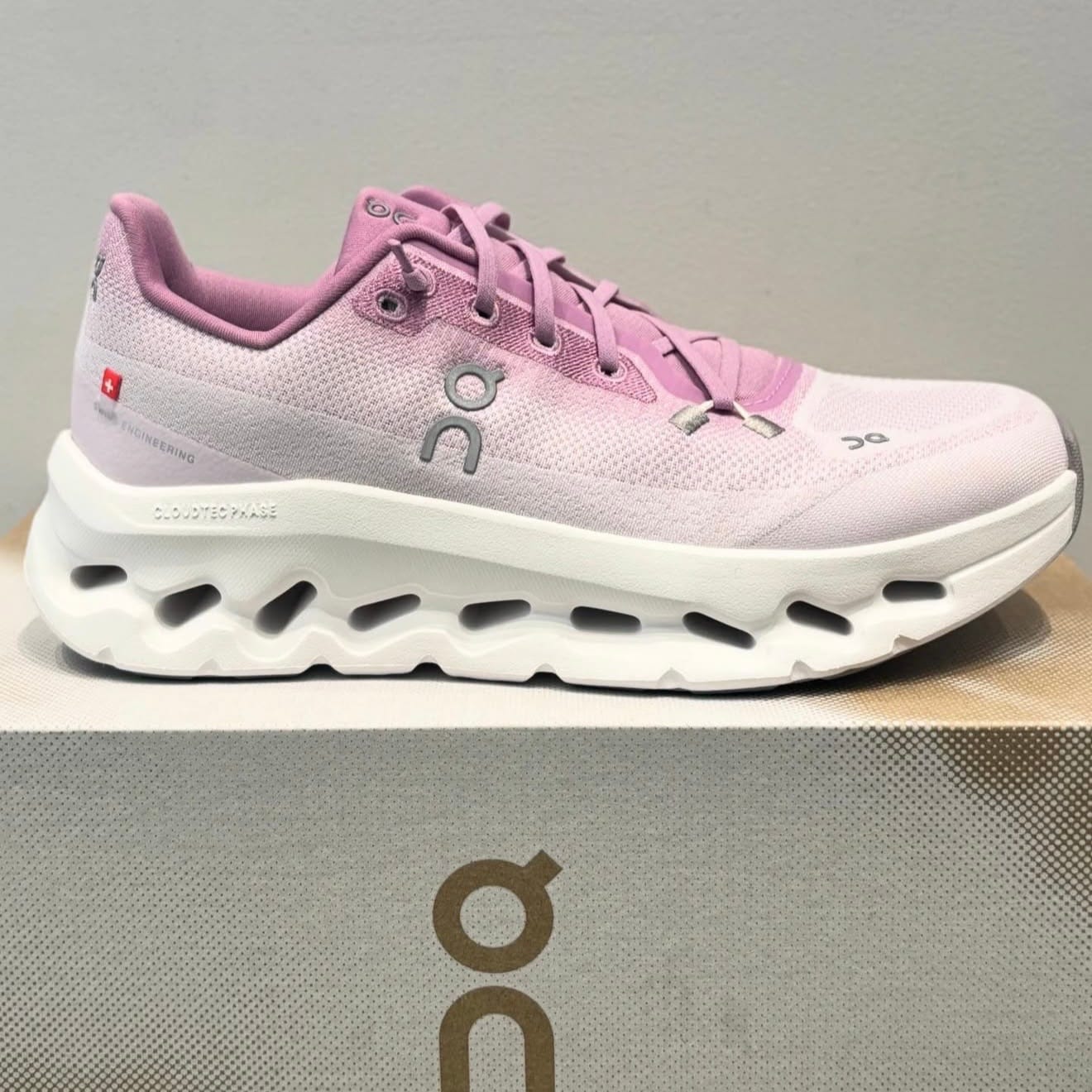 Customer photo review of Cloudtilt Bloom | Sakura - CBS