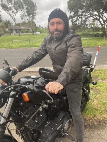 Customer photo review of 'ol Bobber' | Classic Leather Motorbike Jacket | Distressed Charcoal Brown Full Grain Leather