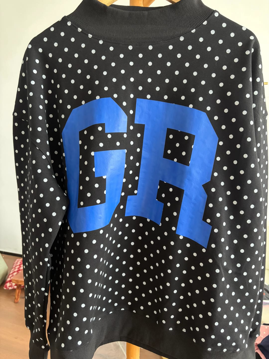 Customer photo review of Custom College Print Team Name Stand-up Collar Polka Dot Sweatshirt | Sports Gifts | Game Day Wear