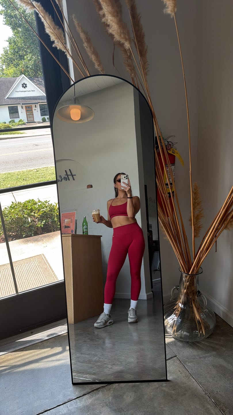 Customer photo review of Sculpt Leggings - Cherry