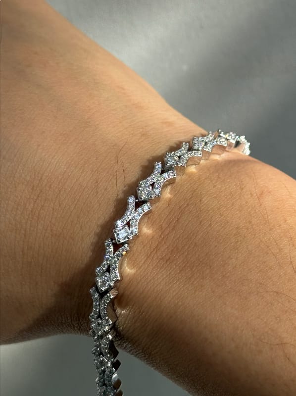 Customer photo review of X Shape 6MM VVS Moissanite Tiny Cuban Chain Bracelet