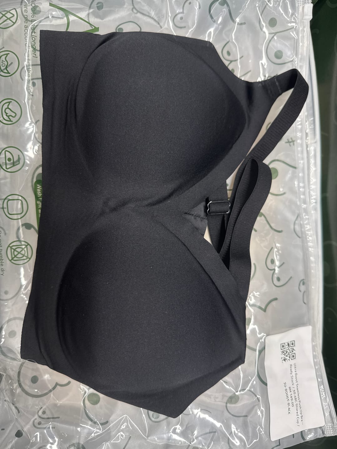 Customer photo review of Ultra Boost Seamless Push Up Bra In Black