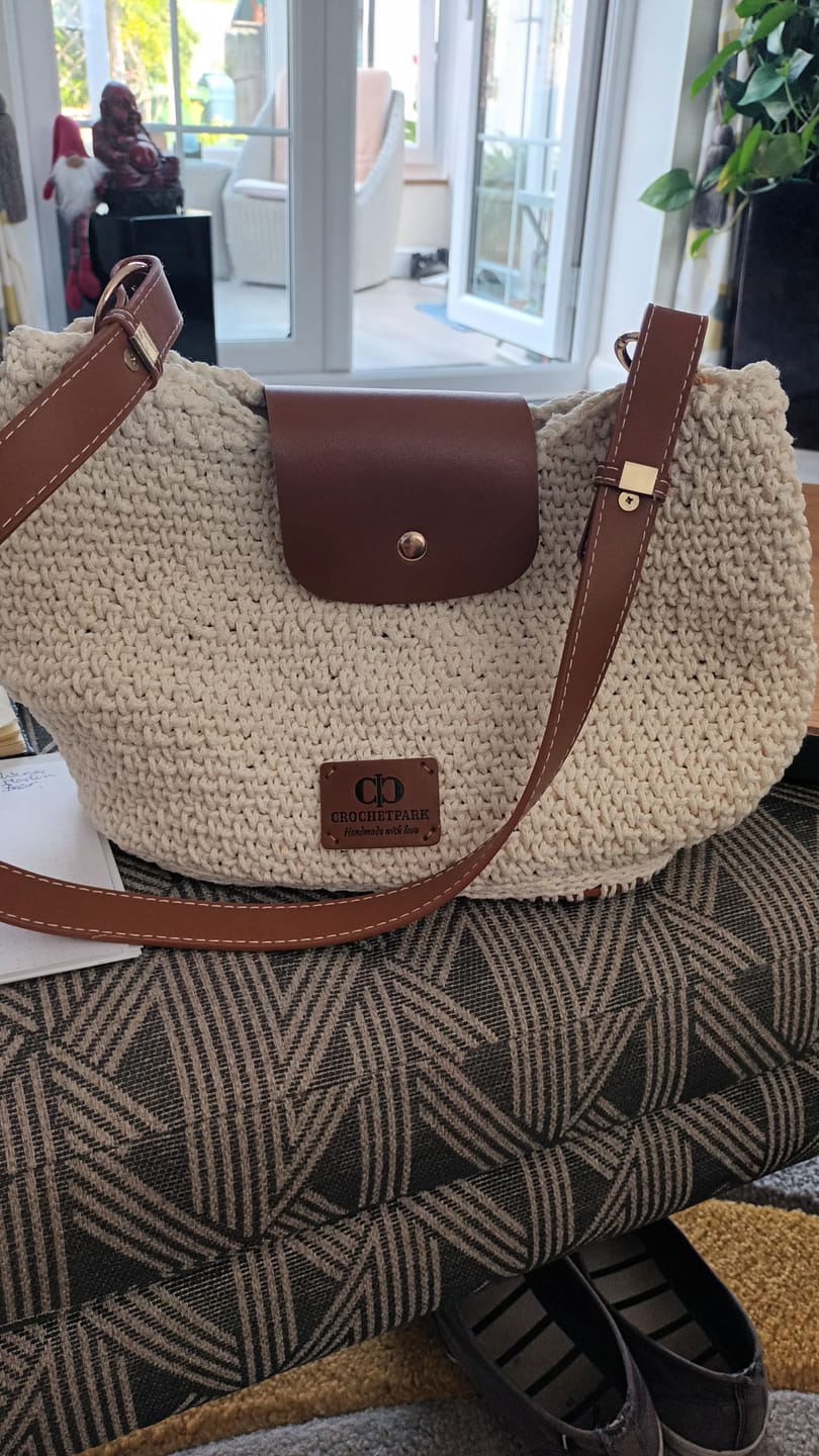 Customer photo review of Sunny Weekend Hobo Crochet Kit