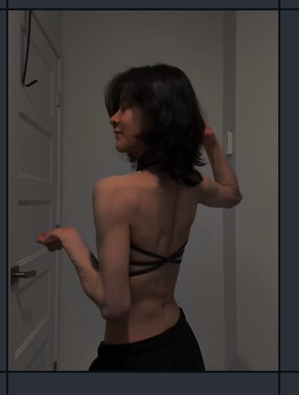Customer photo review of W3141 - Motion Halter Bra