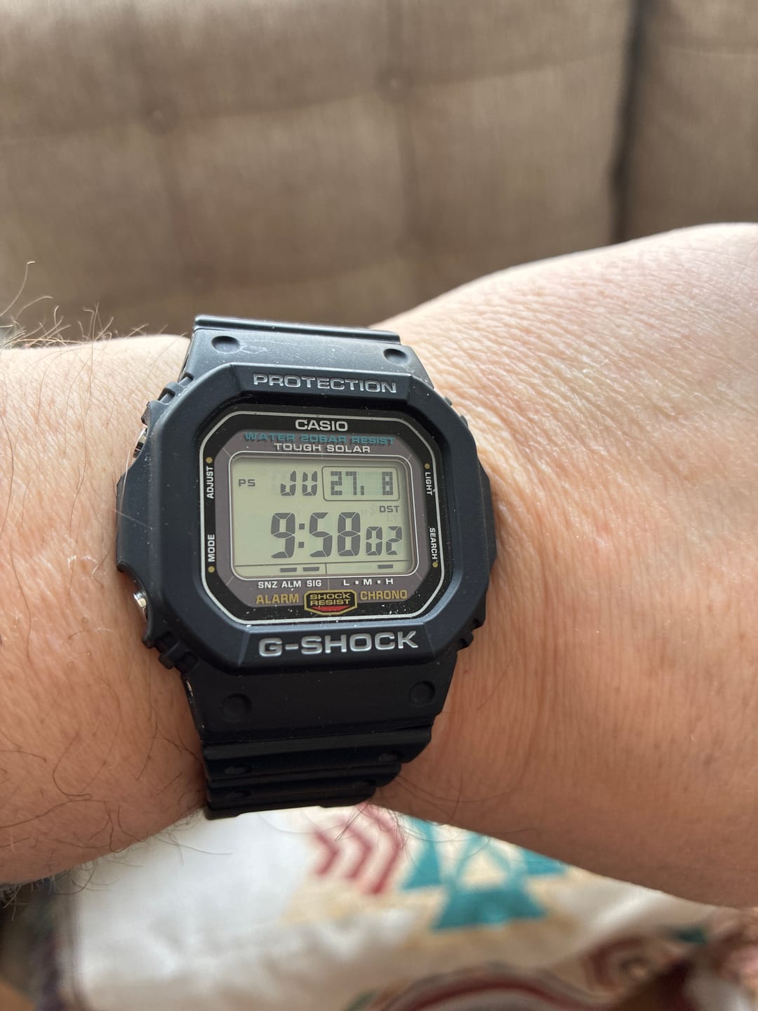 Customer photo review of Reloj Casio G-Shock Vintage G-5600UE-1 Tough Solar