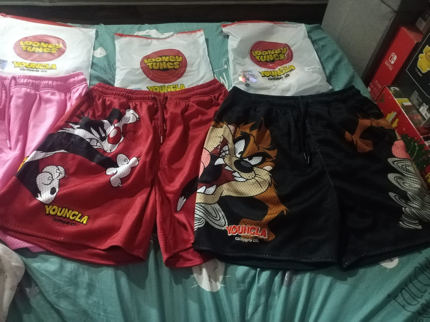 Customer photo review of 1098 - Looney Tunes Basketball Shorts