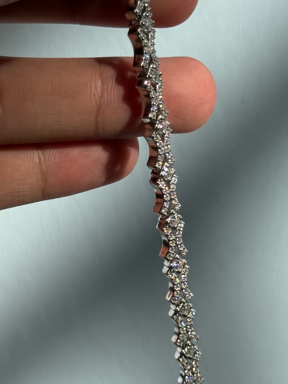 Customer photo review of X Shape 6MM VVS Moissanite Tiny Cuban Chain Bracelet