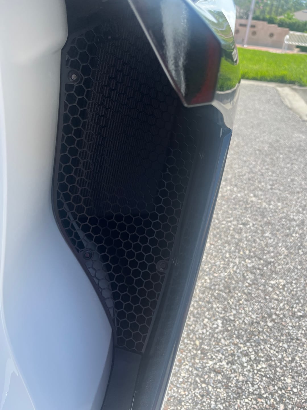 Customer photo review of Corvette C8 Z06 Aluminum Black Rear Side Intake Mesh Grille Inserts