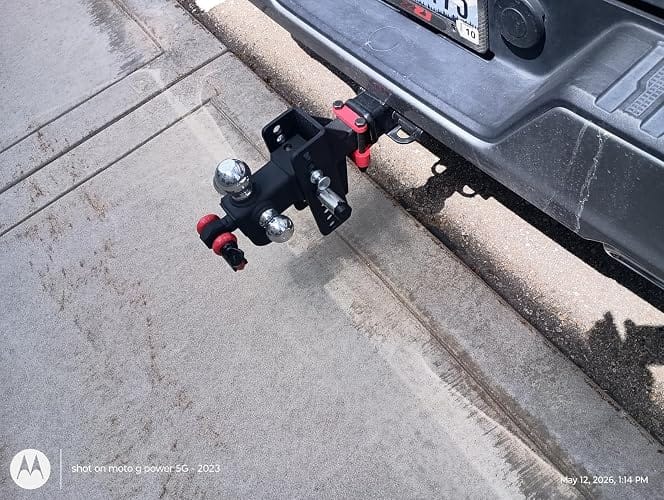 Customer photo review of TYT Adjustable Tri-Ball Hitch for 2″ Receiver – Up to 10K GTW