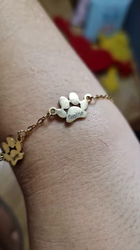 Customer photo review of Eternél - Bracciale personalizzato nome su zampa