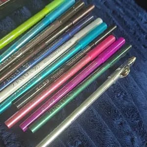 Customer photo review of Colorata Matita Eyeliner 12 Colori Effetto Perlato Luminoso