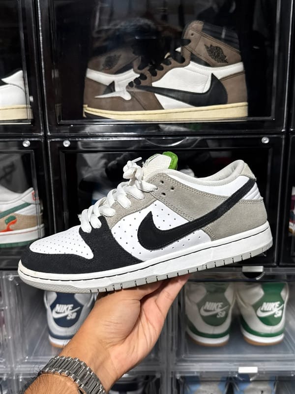 Customer photo review of Nike Dunk Low Chlorophyll