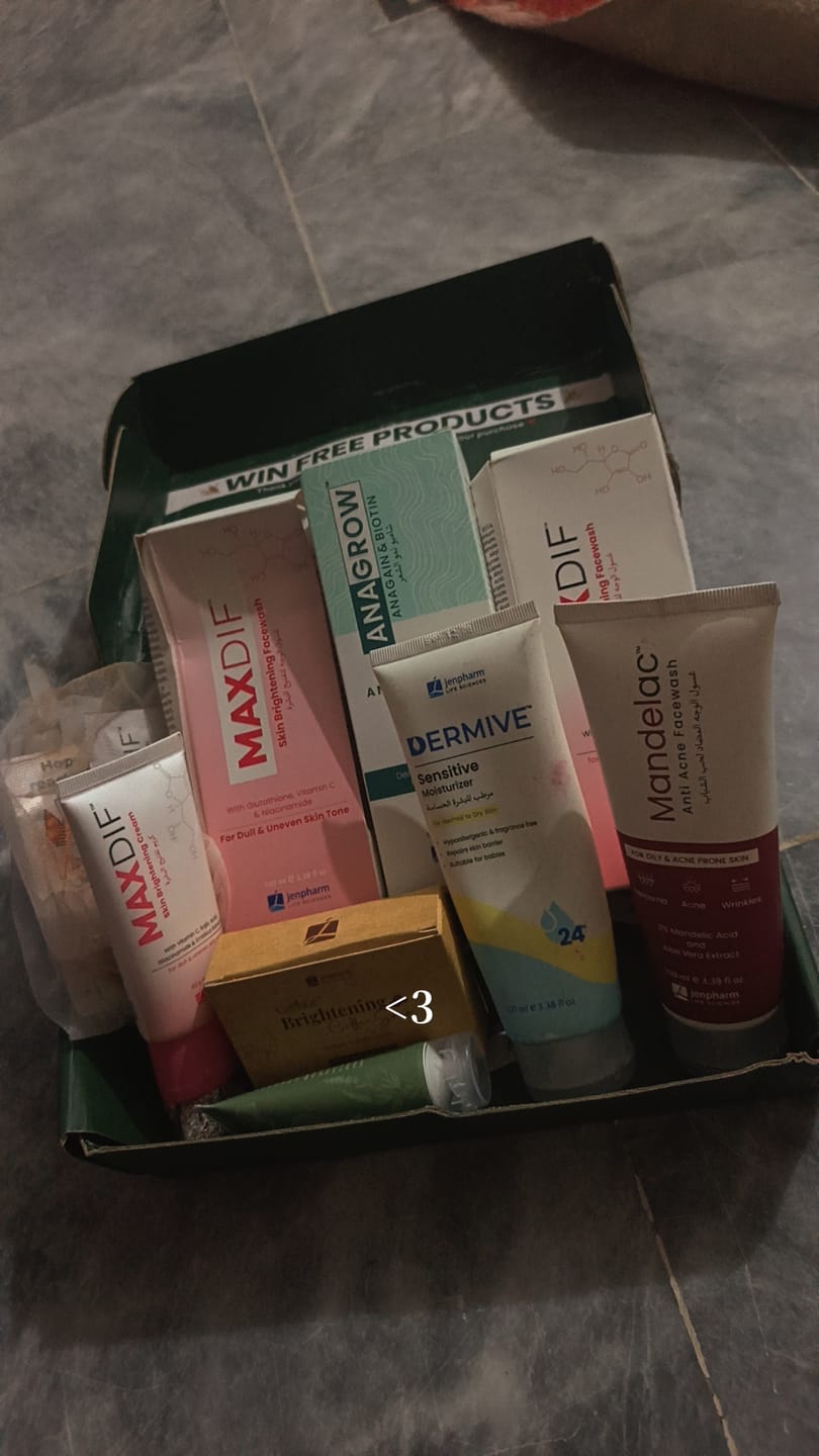 Customer photo review of Maxdif Brightening Cream