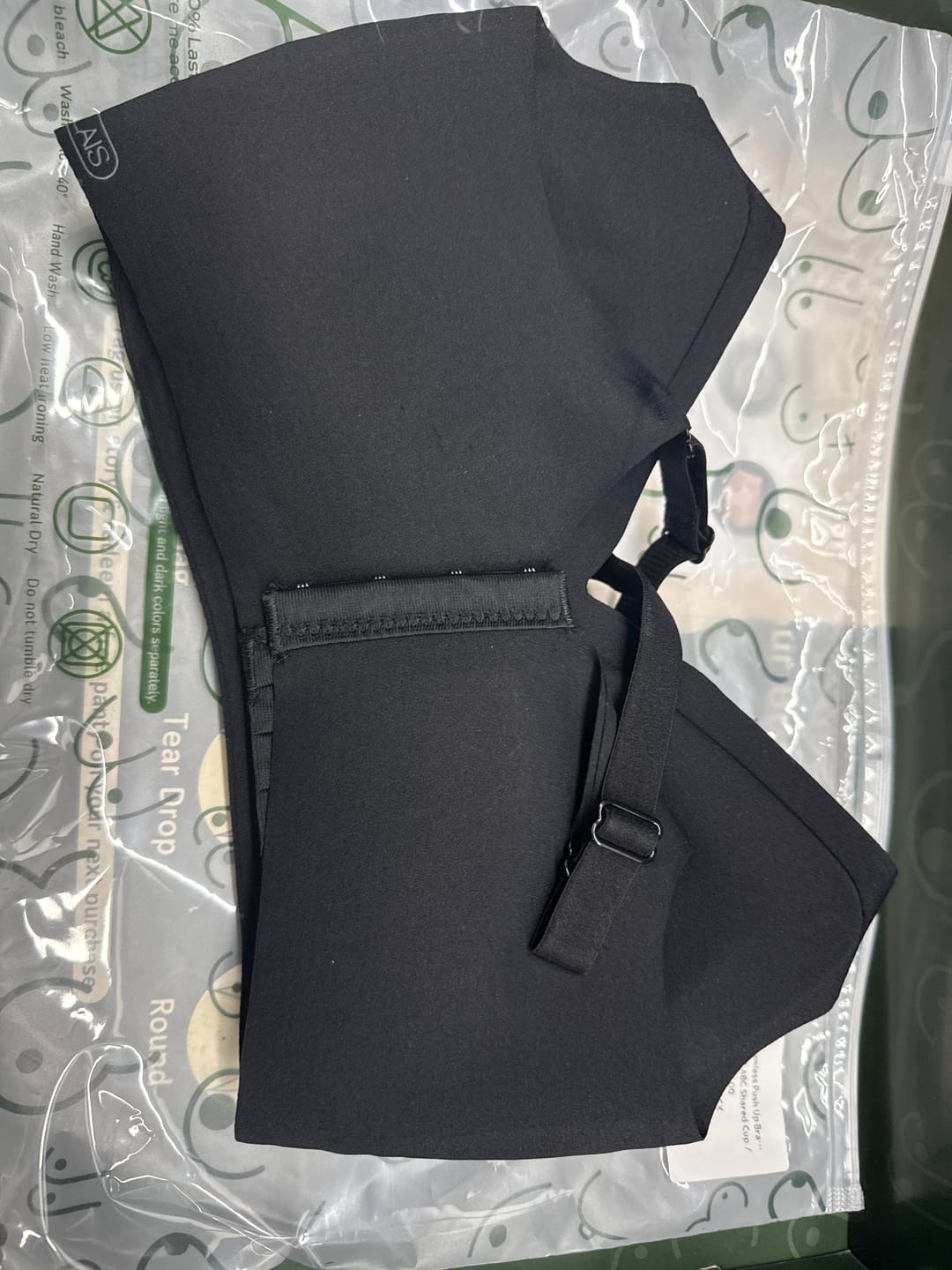 Customer photo review of Ultra Boost Seamless Push Up Bra In Black