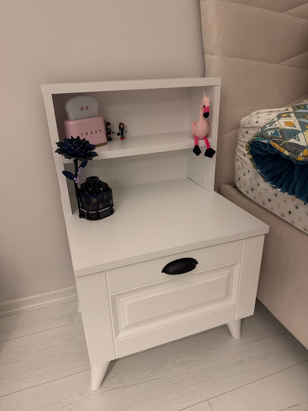 Customer photo review of Rani BD105 Komodin 2 Raflı Membran Çekmeceli Komodin Beyaz