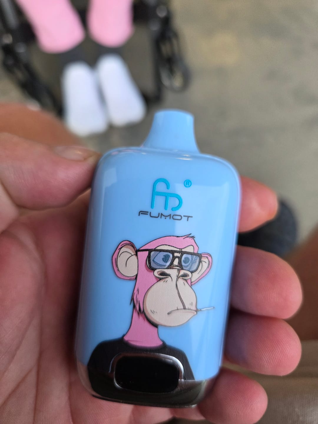 Customer photo review of Tornado Vape 12000 - Grape Mint