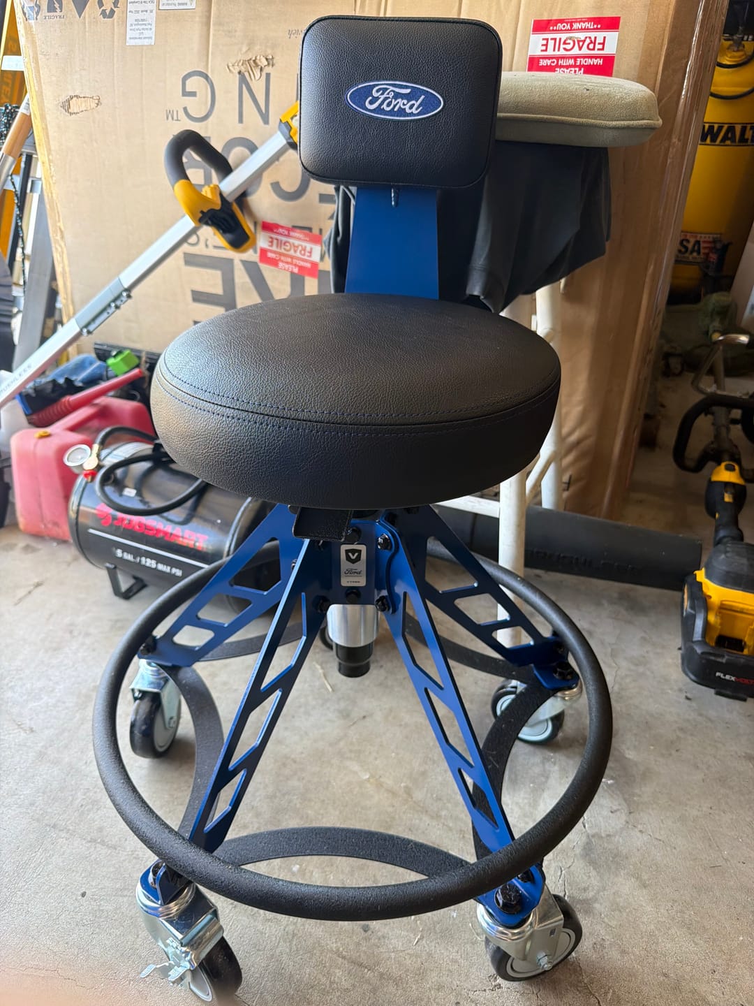 Customer photo review of FORD® OVAL - FORD BLUE (ELEVATED)