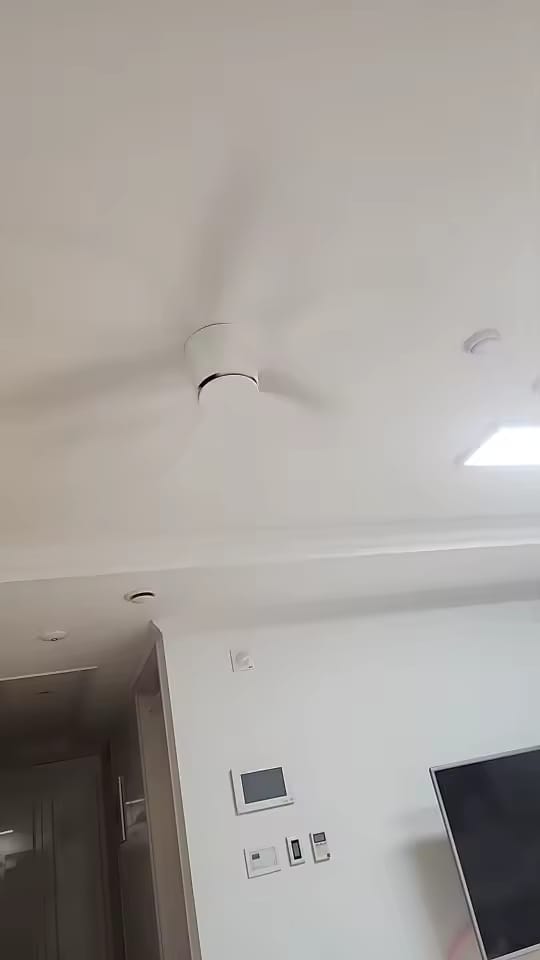 Customer photo review of 36/44/52-Inch Low-Profile Ceiling Fan with Remote Control
