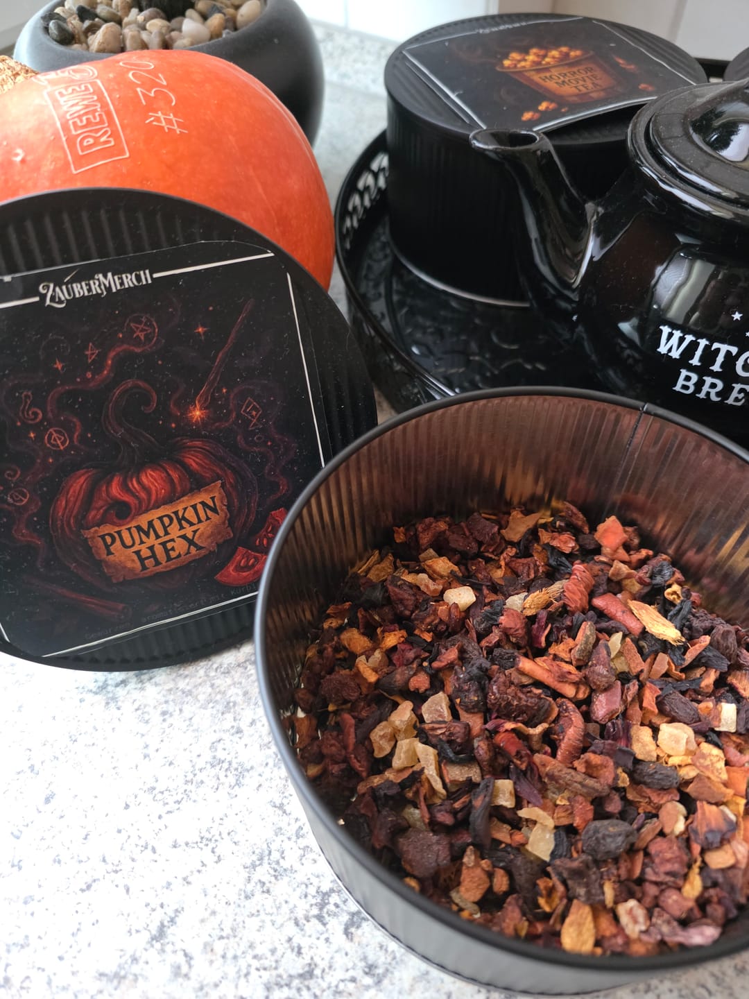 Customer photo review of Pumpkin Hex – Früchtetee mit Kürbis-Zimt-Geschmack | Halloween Tee