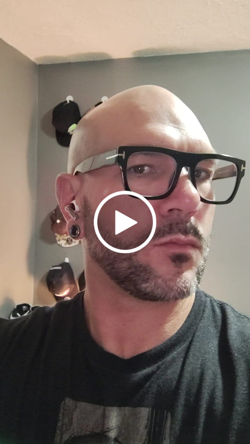 Customer video review of Jett Glasses