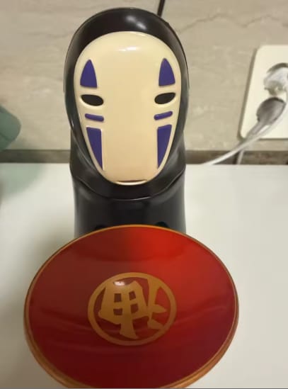 Customer photo review of Wander Spirit™ – Alcancía Sin Rostro