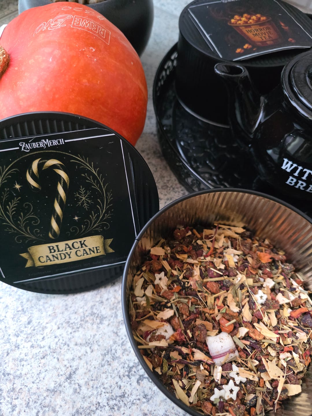 Customer photo review of Black Candy Cane – Früchtetee mit süßer Minze & winterlicher Magie | Limitierter Winter Tee