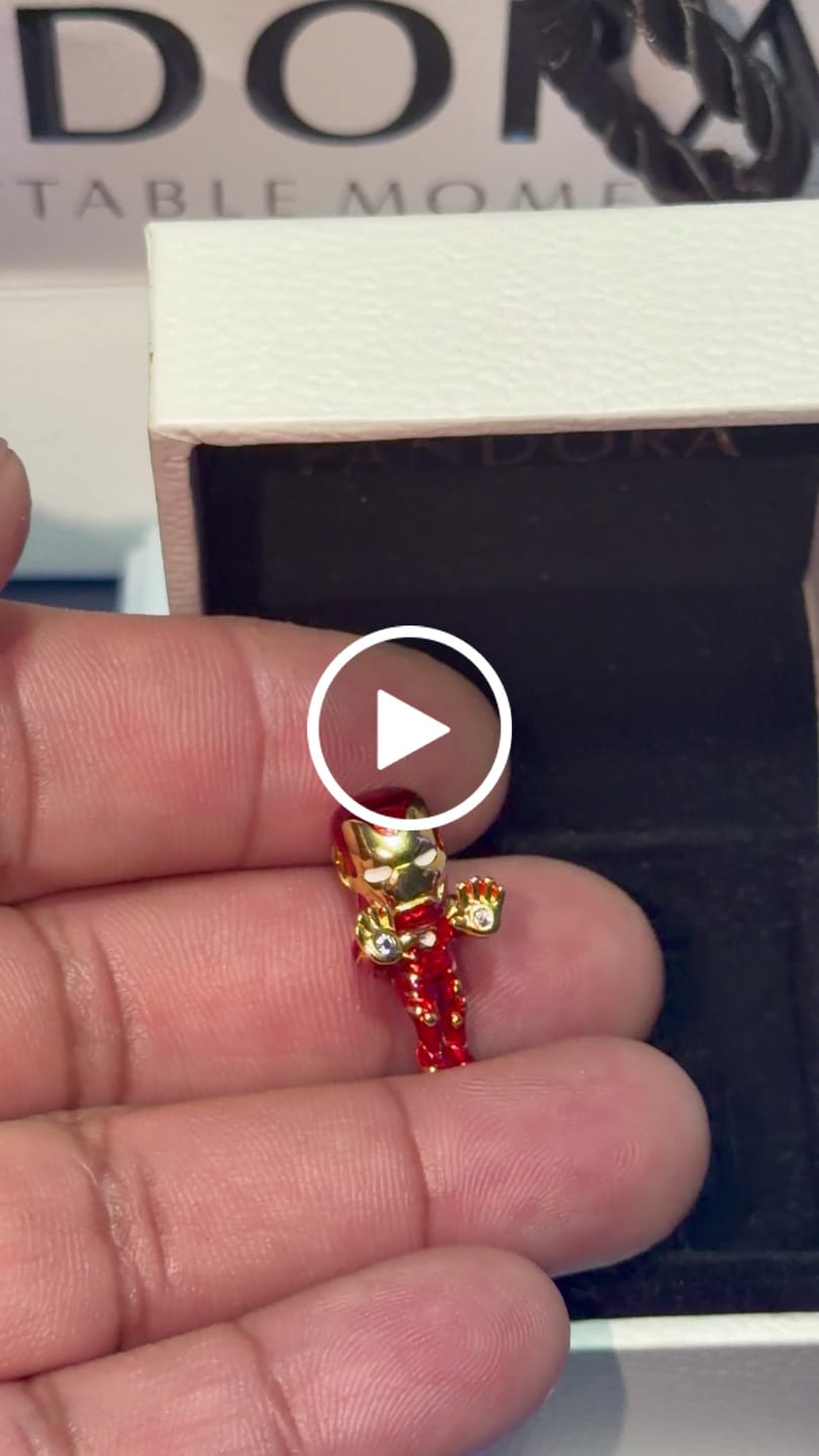 Customer video review of CHARMS PANDORA - MARVEL AVENGERS