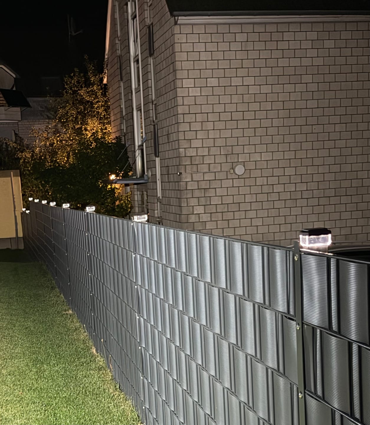 Customer photo review of 6040 Solar Zaunleuchte LED - 60X40mm