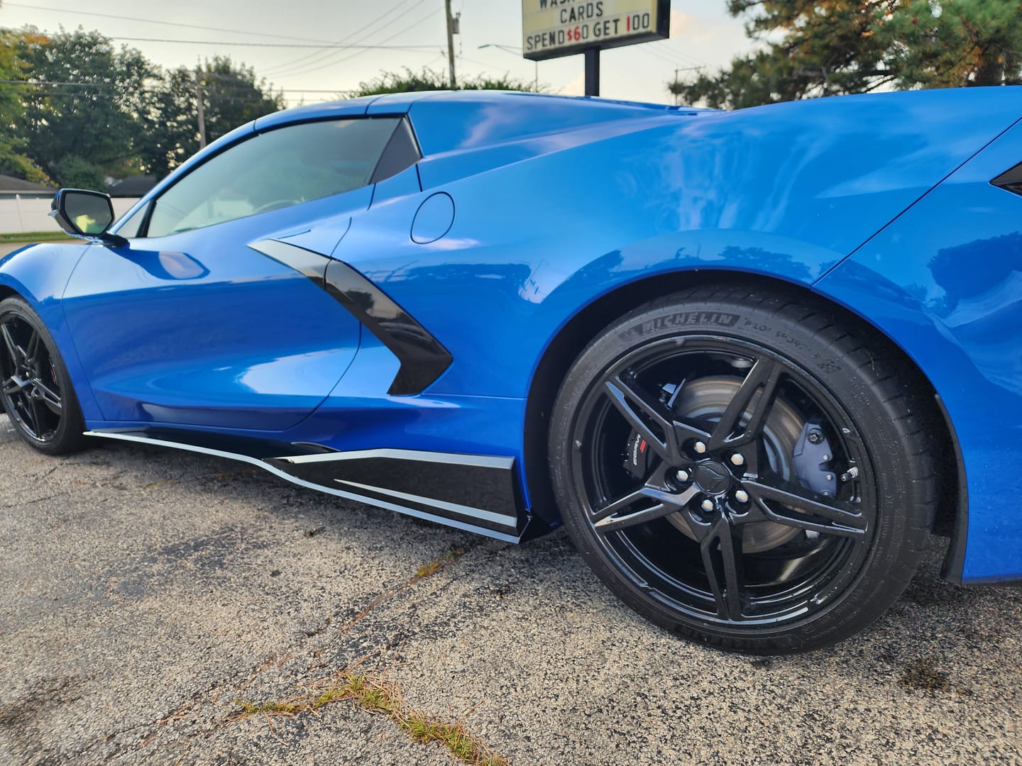 Customer photo review of Chevrolet Corvette C8 3VM Side Skirts