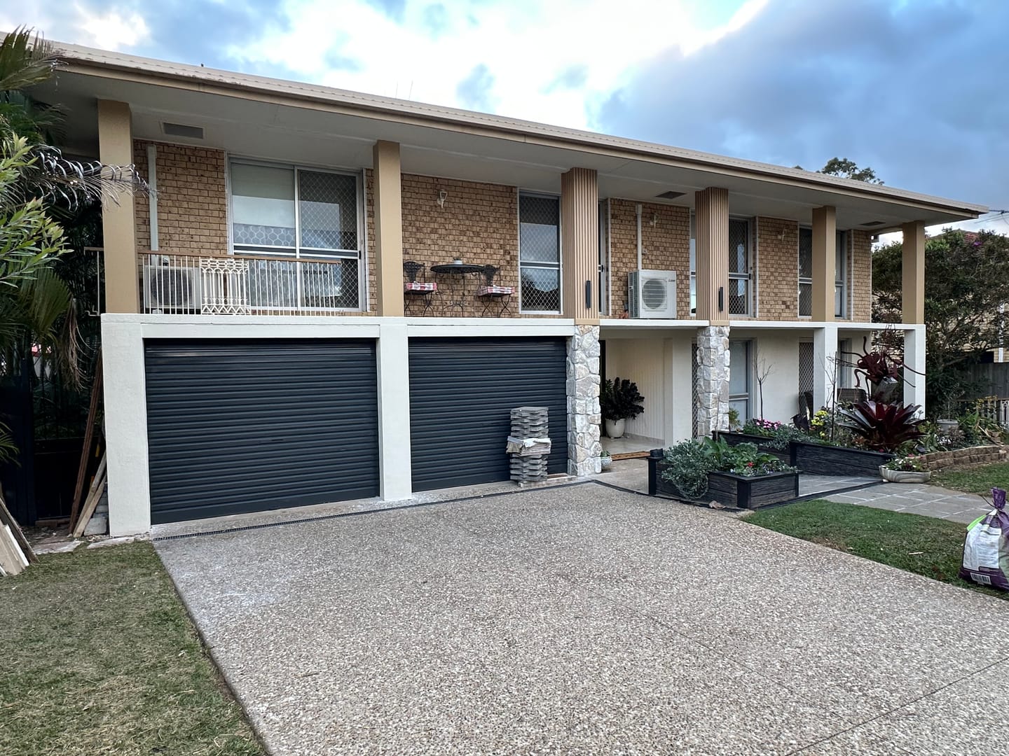 Customer photo review of Corner Banding | Outdoor Panels 2.9M